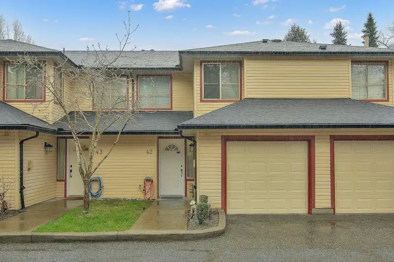 42 21960 RIVER ROAD - photo 1 of 29