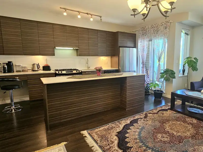 47 6965 HASTINGS STREET - photo 3 of 13