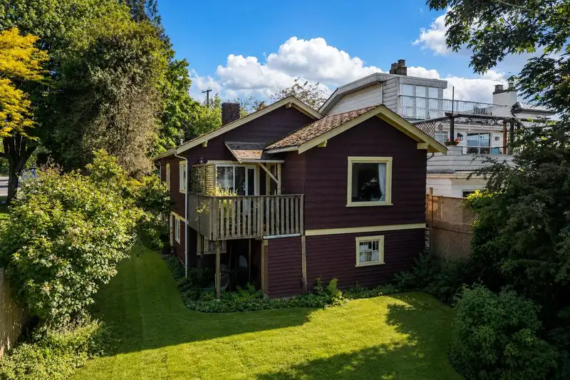 2497 WALL STREET - photo 2 of 30