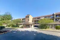 401 8120 COLONIAL DRIVE - thumbnail 1