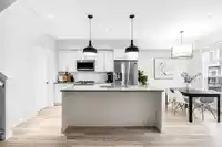 21 8371 202B STREET - thumbnail 12