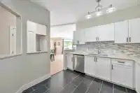 105 5489 201 STREET - thumbnail 9