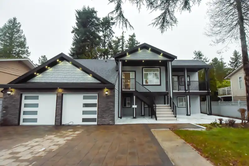 1675 136 STREET - photo 1 of 40