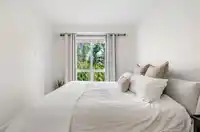 301 8327 201 STREET - thumbnail 13