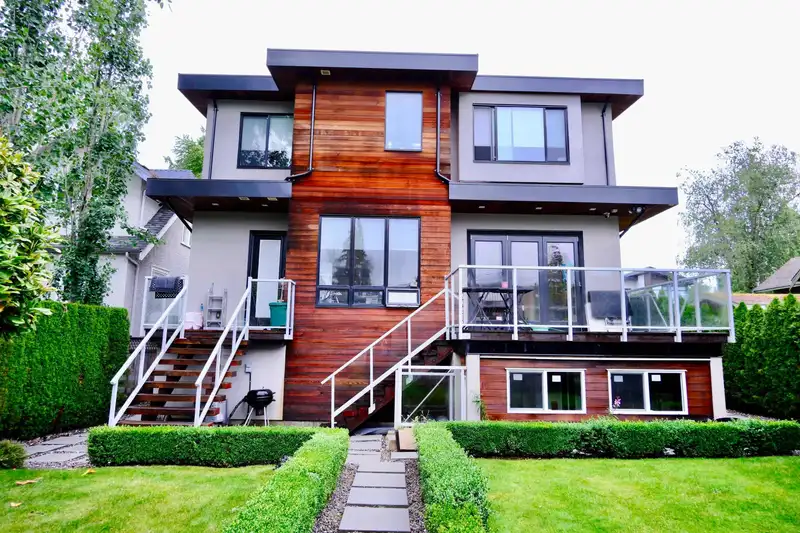 3630 W 34TH AVENUE - photo 2 of 39