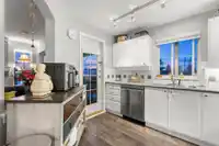 206 6336 197 STREET - thumbnail 4