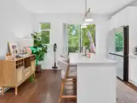 15 1245 HOLTBY STREET - thumbnail 9