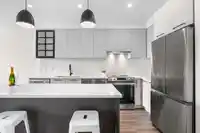 603 8117 200A STREET - thumbnail 2