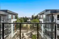 603 8117 200A STREET - thumbnail 10