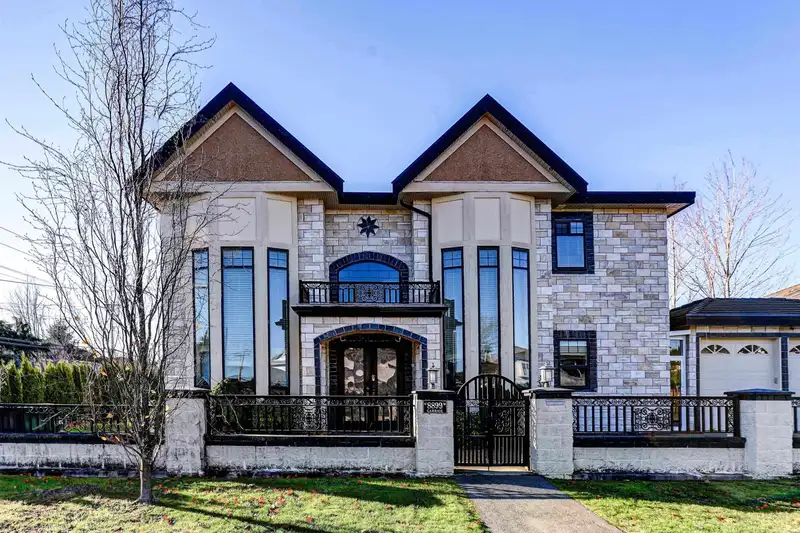 8899 CARRICK ROAD - photo 1 of 6