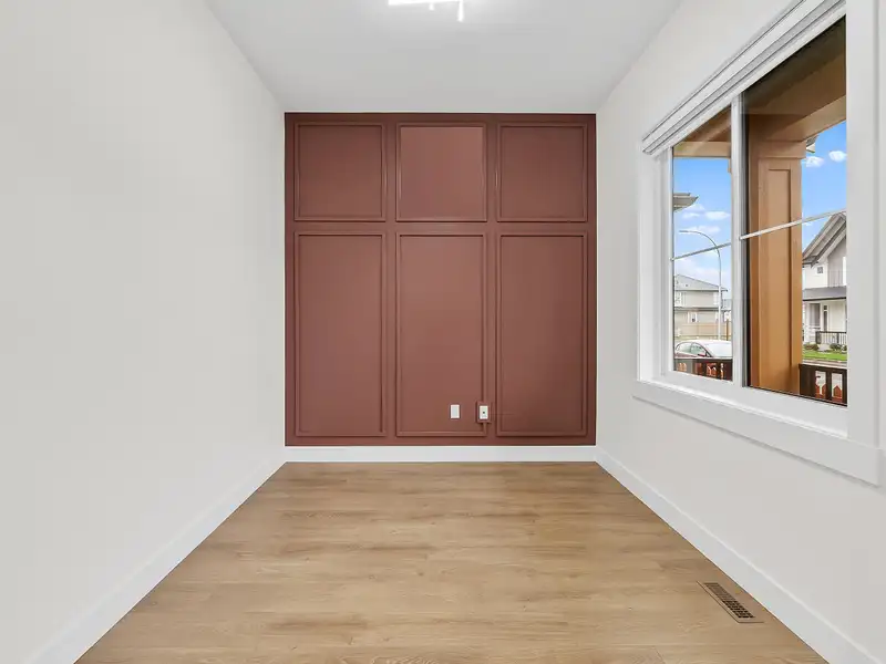 20522 76 AVENUE - photo 3 of 37