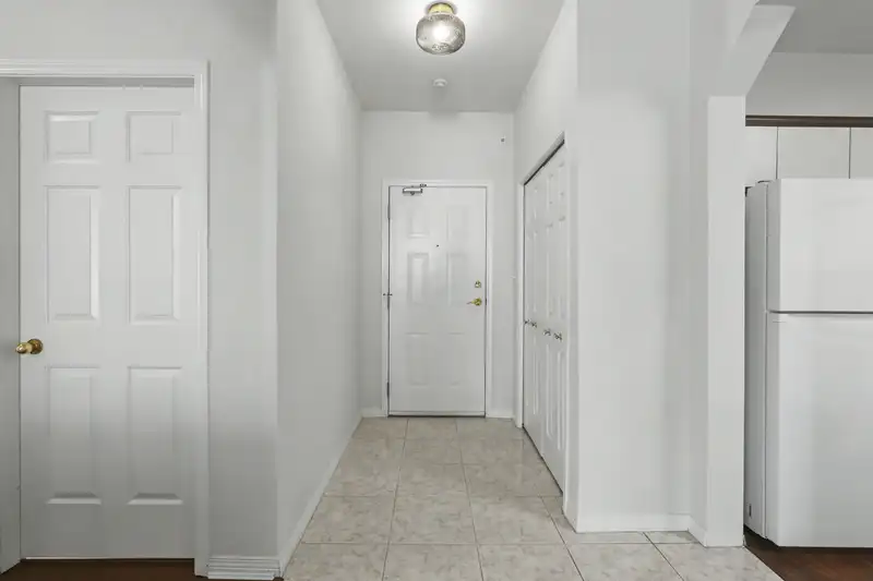 117 8700 JONES ROAD - photo 2 of 32