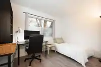10 815 TOBRUCK AVENUE - thumbnail 24