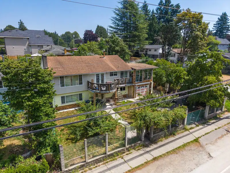 10240 140 STREET - photo 3 of 40