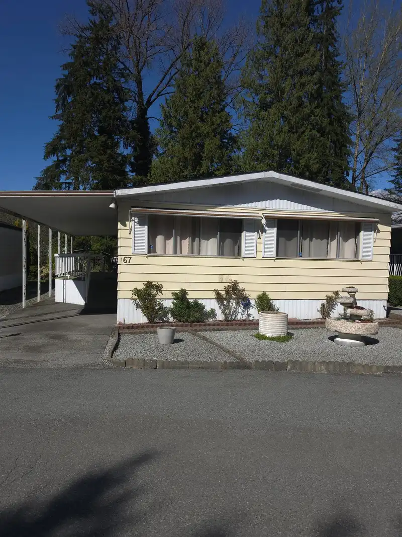 67 4200 DEWDNEY TRUNK ROAD - photo 1 of 37