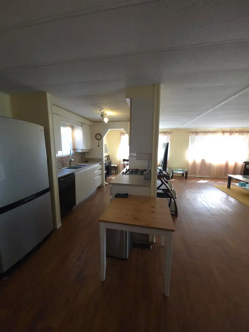 67 4200 DEWDNEY TRUNK ROAD - photo 4 of 37