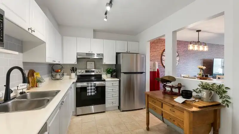 407 5759 GLOVER ROAD - photo 1 of 16