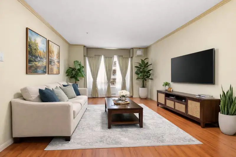 308 1823 E GEORGIA STREET - photo 3 of 29
