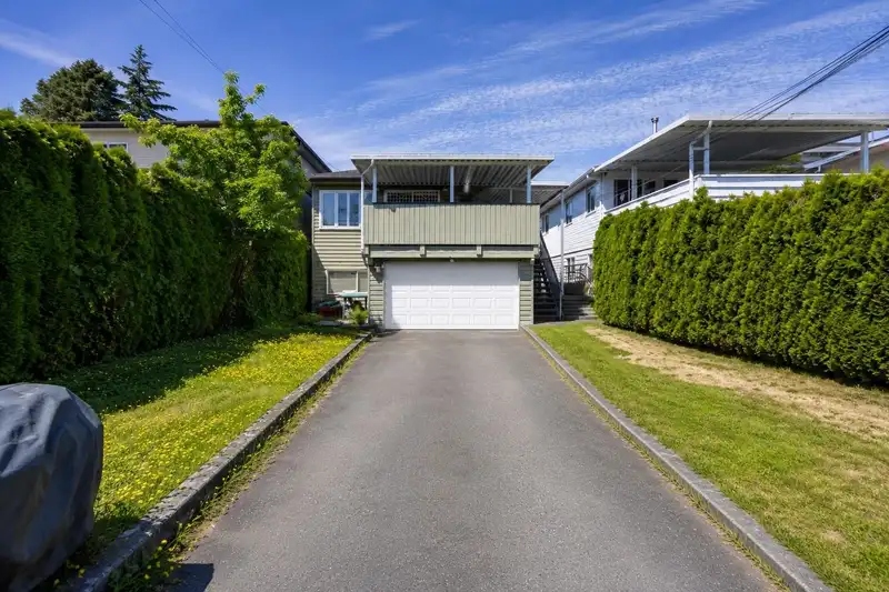 7692 OSLER STREET - photo 4 of 30
