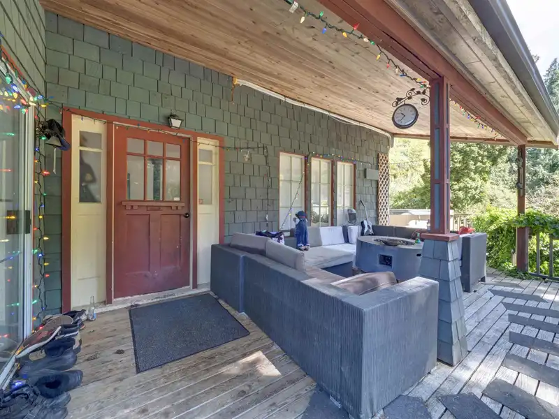2602 LOWER ROAD - photo 4 of 23