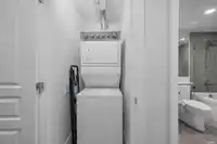 305 3100 WINDSOR GATE - thumbnail 23