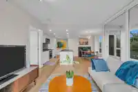 305 3100 WINDSOR GATE - thumbnail 5