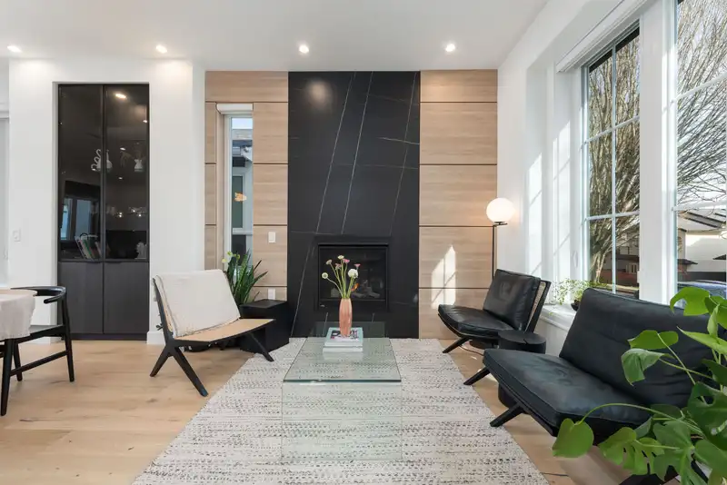5059 SHERBROOKE STREET - photo 4 of 38