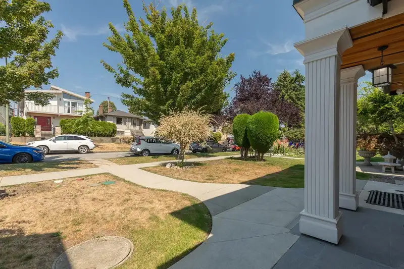1342 E 60TH AVENUE - photo 3 of 36
