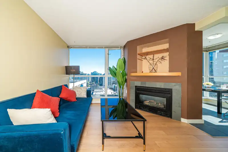 1509 1068 HORNBY STREET - photo 4 of 25