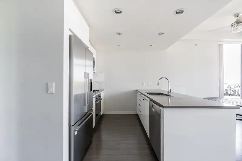 1108 3281 E KENT AVENUE NORTH - photo 3 of 37