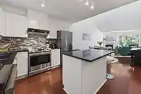 306 1999 SUFFOLK AVENUE - thumbnail 9