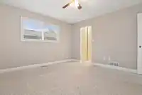 552 YALE STREET - thumbnail 27
