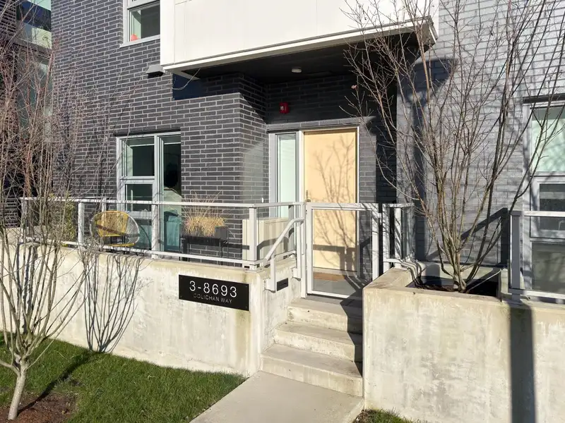3 8693 OOLICHAN WAY - photo 2 of 40