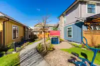 9 4750 228 STREET - thumbnail 30