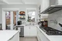 9 4750 228 STREET - thumbnail 6