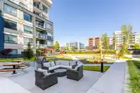 606 7936 206 STREET - thumbnail 4