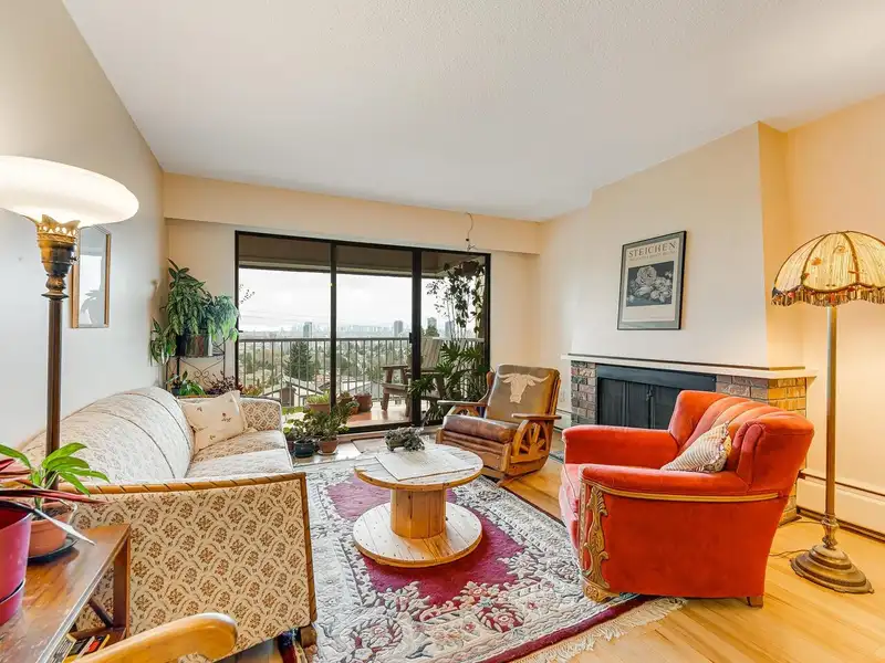 307 5340 HASTINGS STREET - photo 1 of 20