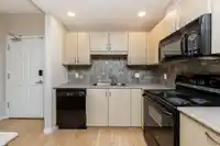 418 285 NEWPORT DRIVE - thumbnail 4