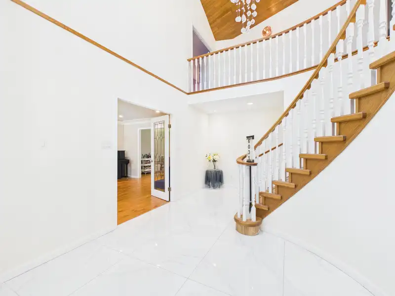 6031 LIVINGSTONE PLACE - photo 2 of 3