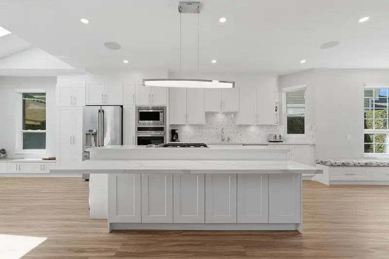 1 11100 RAILWAY AVENUE - photo 1 of 39