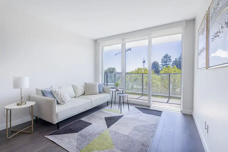603 8238 LORD STREET - photo 2 of 16