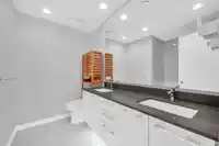 225 9551 ALEXANDRA ROAD - thumbnail 12