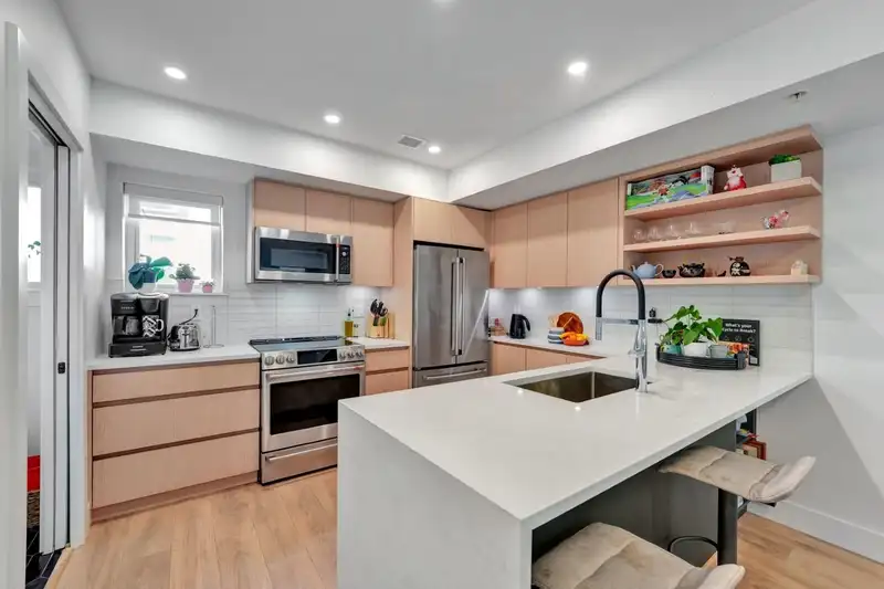 3 752 E 3RD STREET - photo 1 of 40