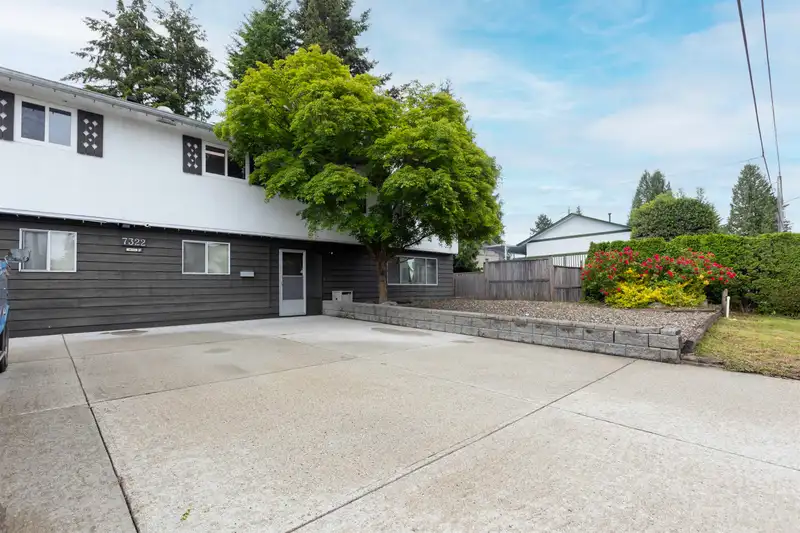 7322 113 STREET - photo 2 of 40