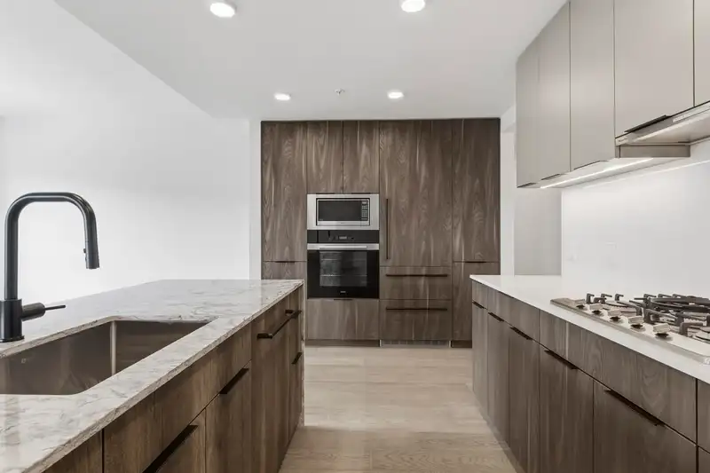 309 3590 W 39TH AVENUE - photo 3 of 30