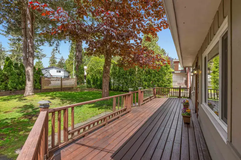 2306 WILLIAM AVENUE - photo 3 of 22