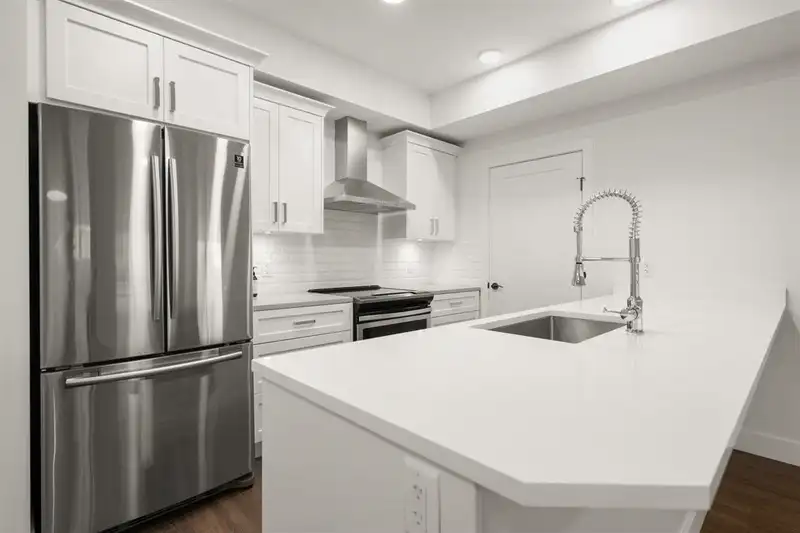 101 33568 GEORGE FERGUSON WAY - photo 1 of 18