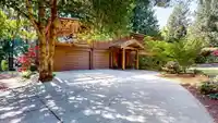 8115 REDROOFFS ROAD - thumbnail 1