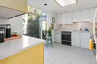 802 1455 DUCHESS AVENUE - thumbnail 11