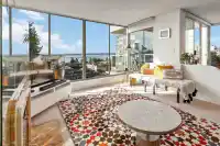 802 1455 DUCHESS AVENUE - thumbnail 3